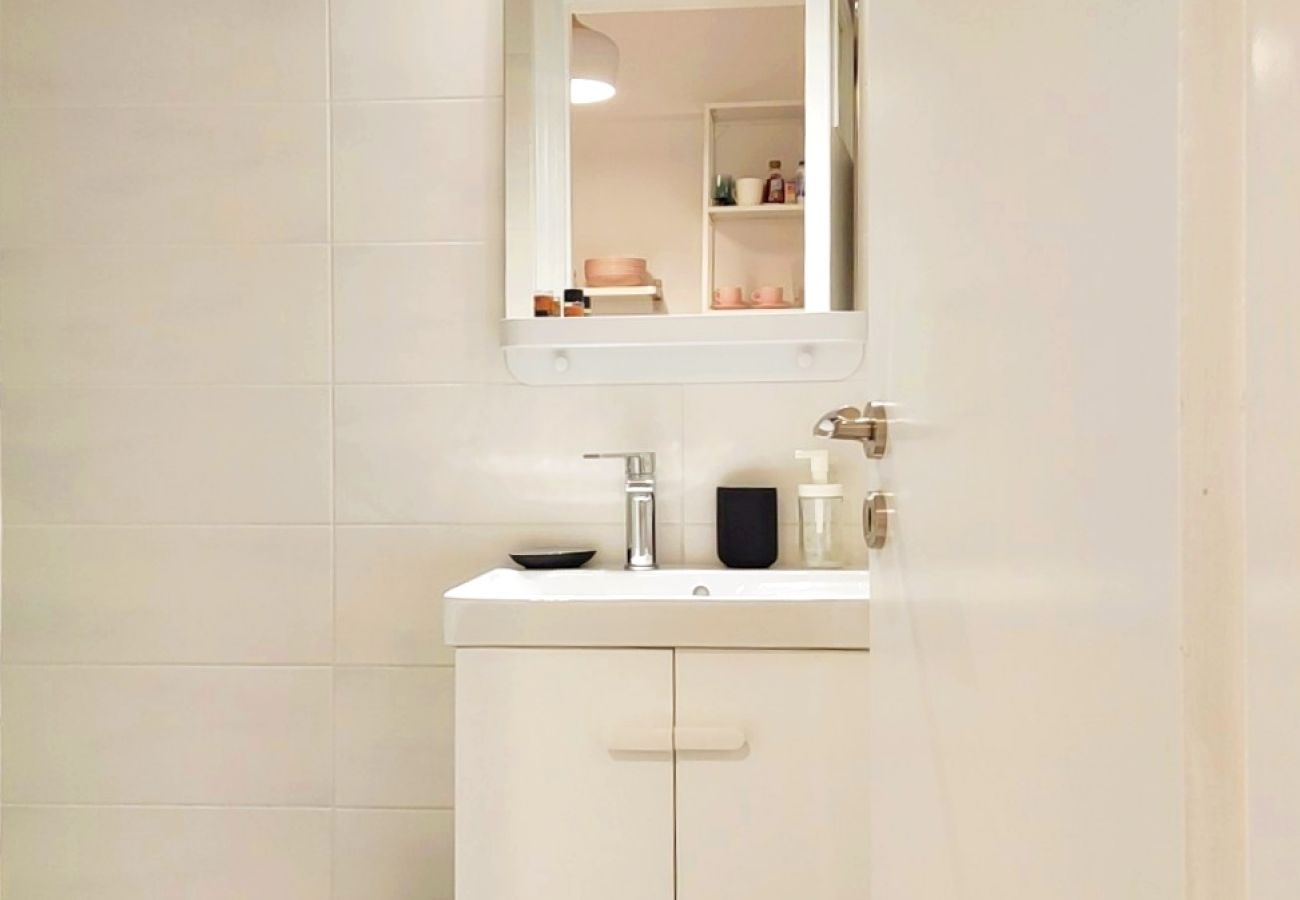 Apartment in Athens - Eirinis Athinaias 11
