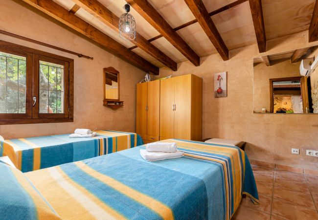 Villa in Inca - YourHouse Cas Padri peaceful villa with private pool