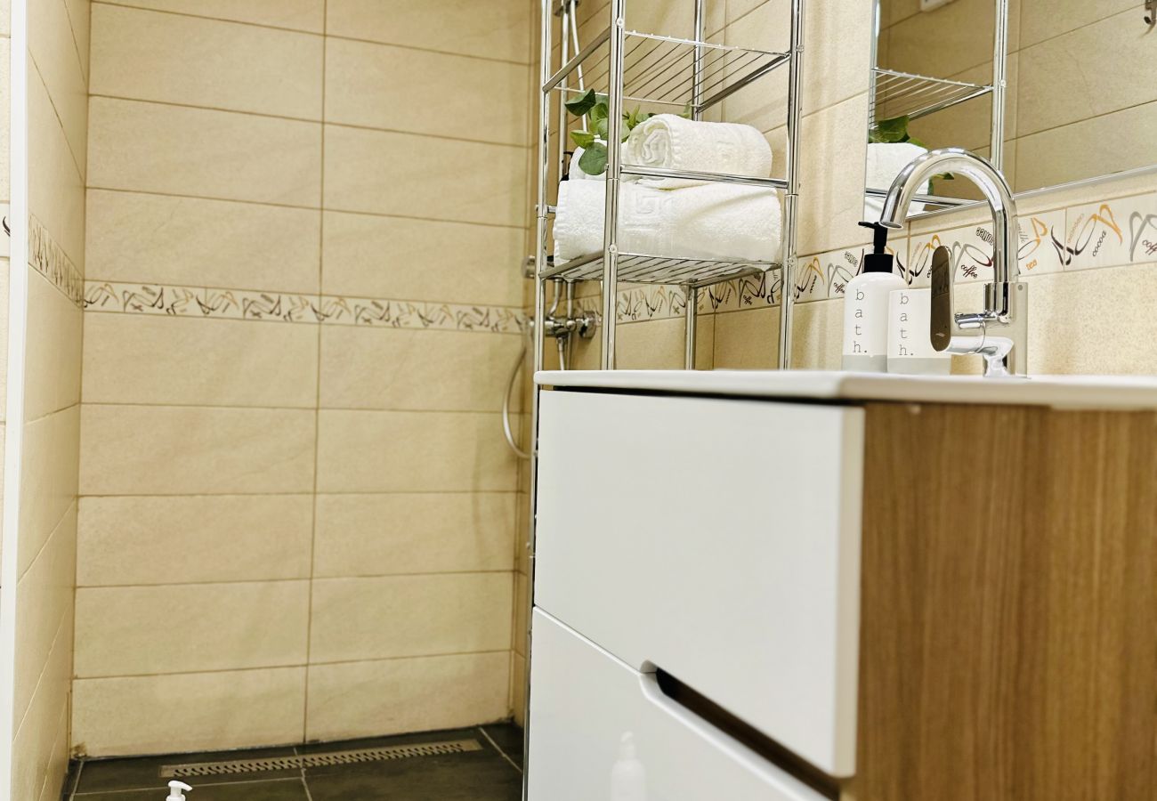 Apartment in Bran - 5 to Stay near Legends of Bran