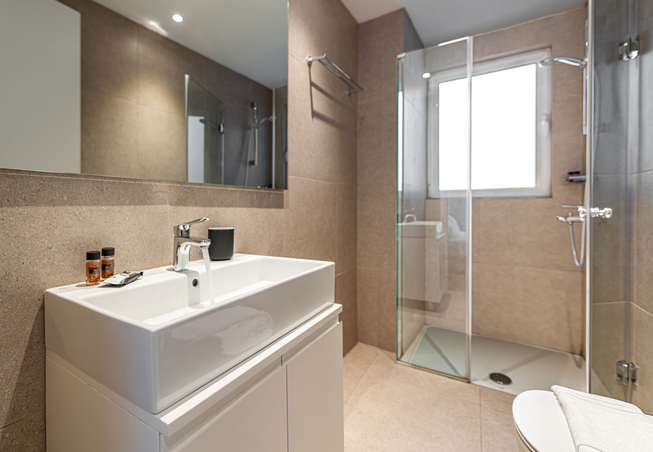 Rent by room in Athens - Kriel Suites 01