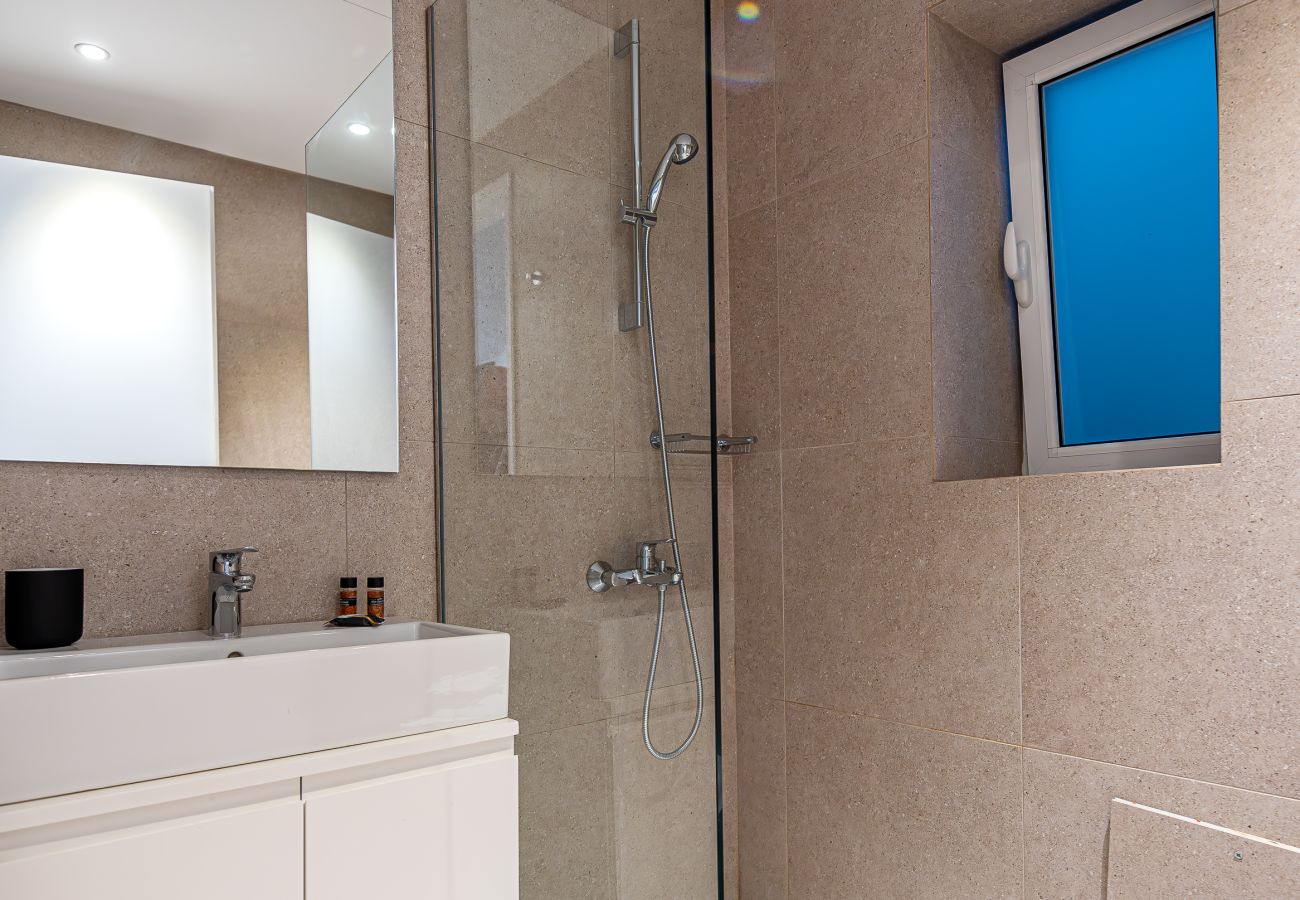 Rent by room in Athens - Kriel Suites 102