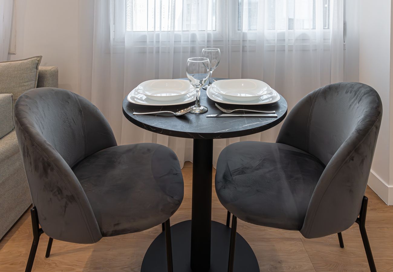 Rent by room in Athens - Kriel suites 201