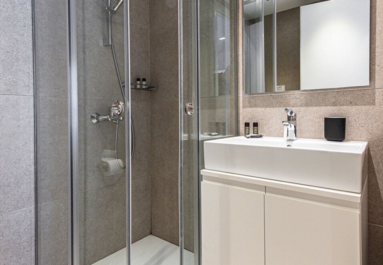 Rent by room in Athens - Kriel Suites 202