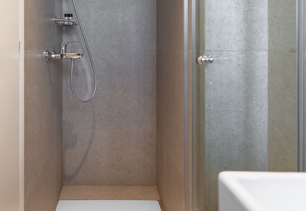 Rent by room in Athens - Kriel Suites 204