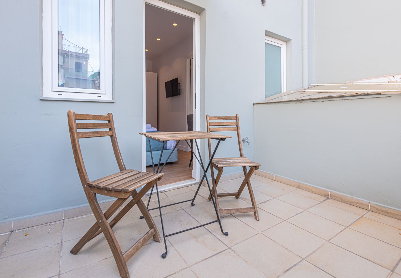 Rent by room in Athens - Kriel Suites 204