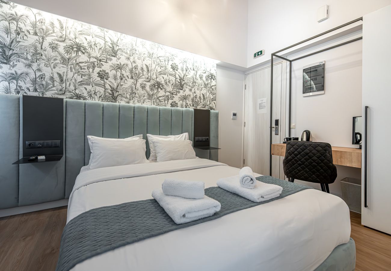 Rent by room in Athens - Kriel Suites 304