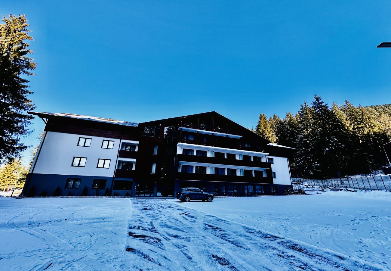 Apartment in Poiana Braşov - Ski Retreat