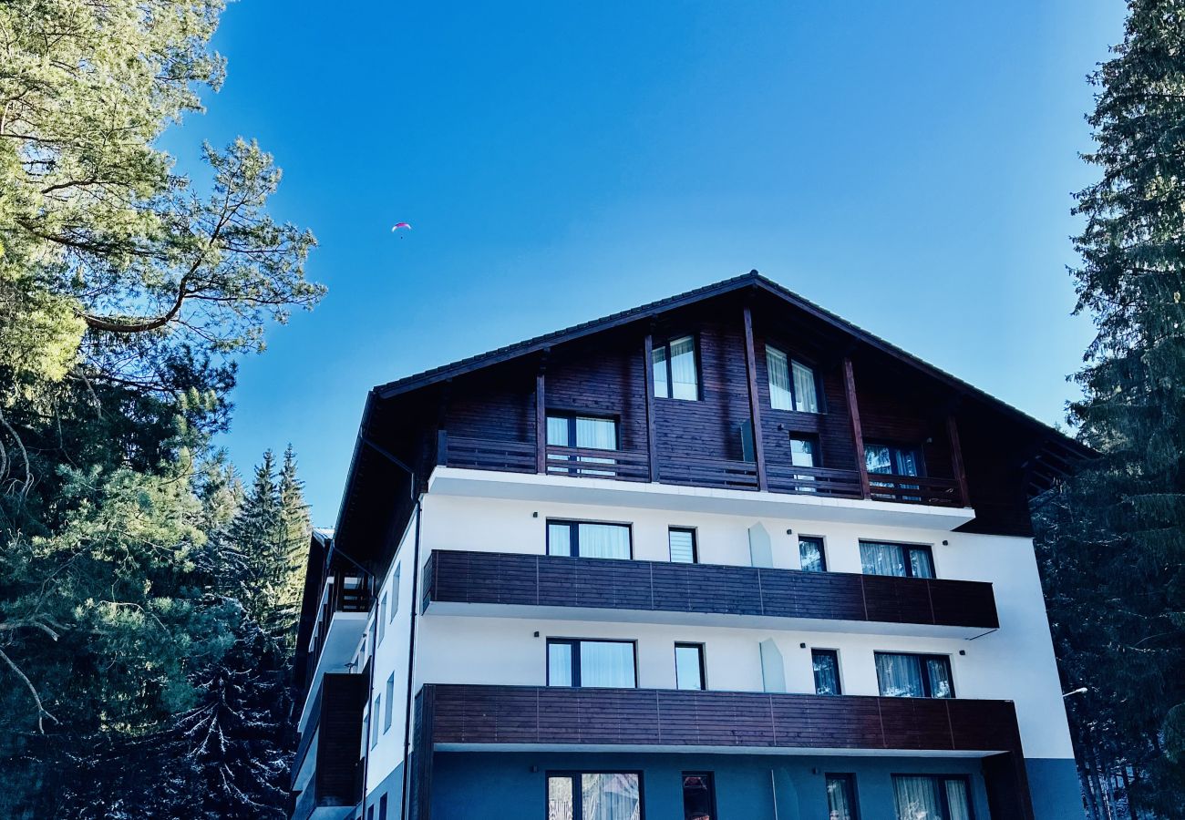 Apartment in Poiana Braşov - Ski Retreat