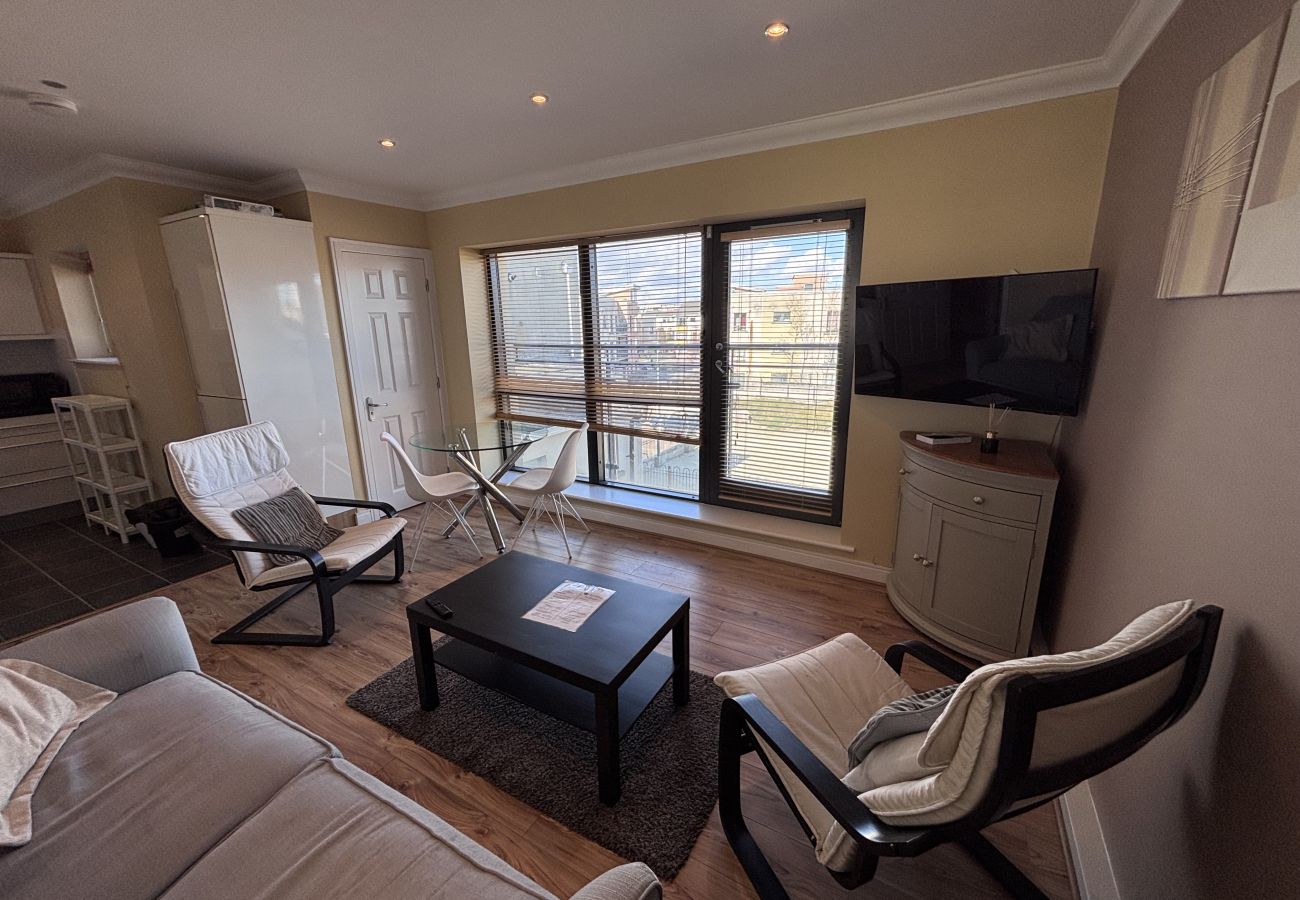Apartment in Dublin - North Dublin Modern 2 Bedroom