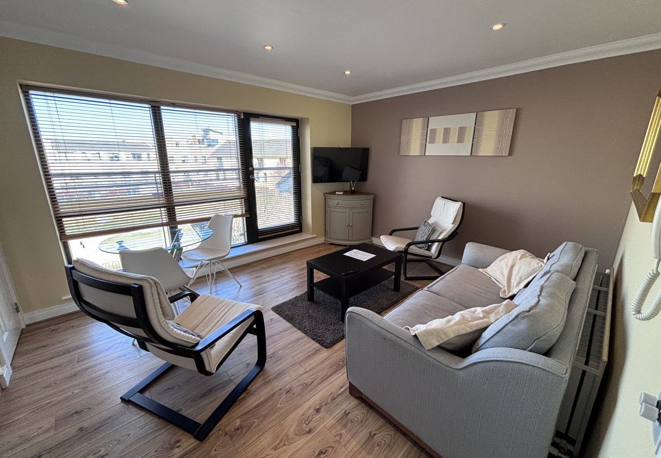 Apartment in Dublin - North Dublin Modern 2 Bedroom