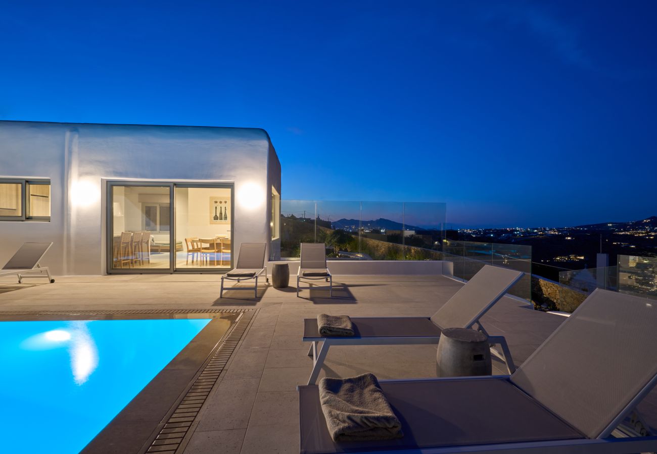 Villa in Mykonos - Luxspace Mykonian Retreat: Vista Bliss