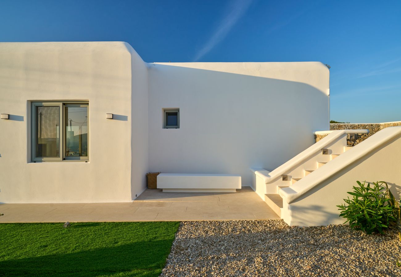 Villa in Mykonos - Luxspace Mykonian Retreat: Vista Bliss