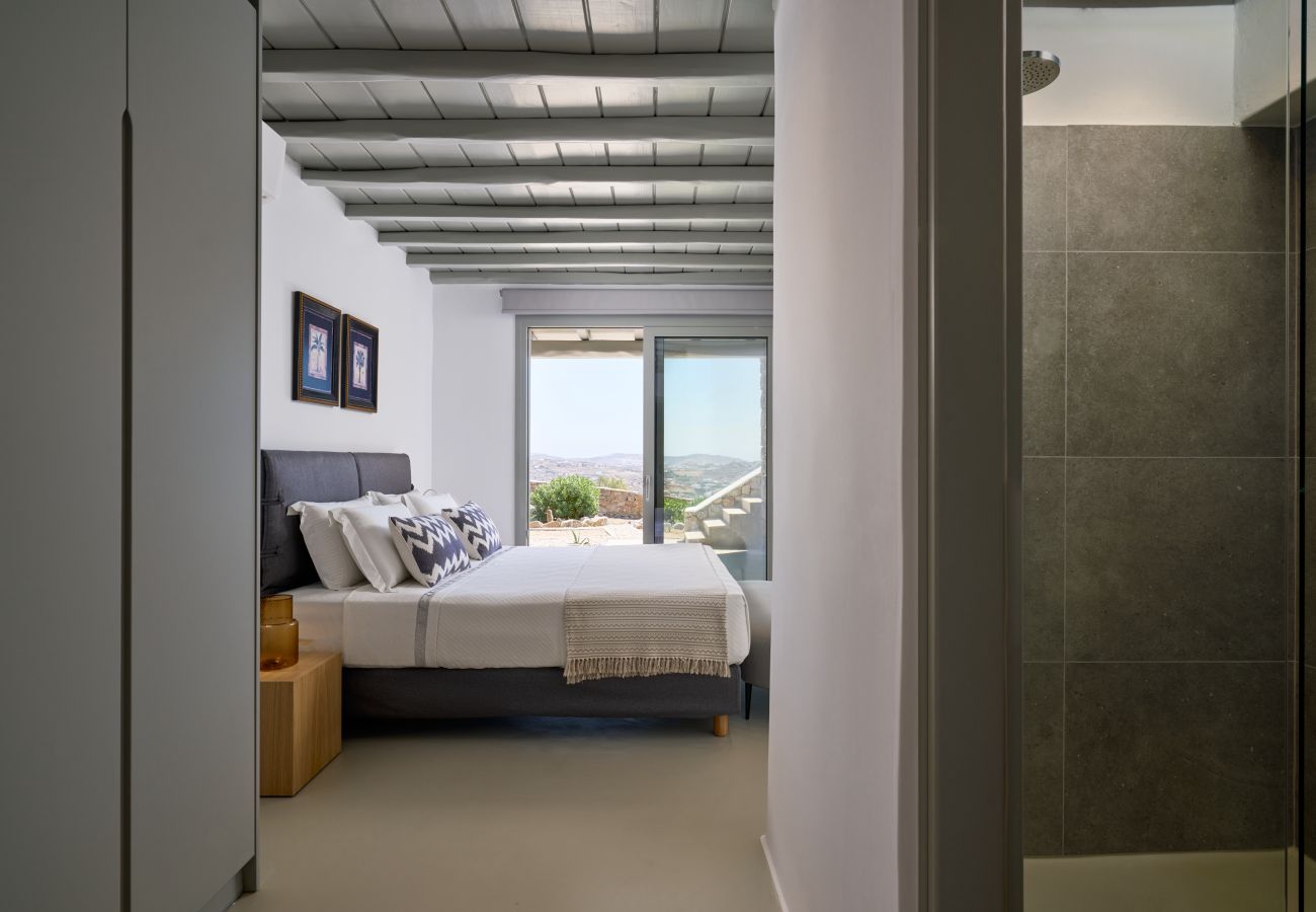 Villa in Mykonos - Luxspace Mykonian Retreat: Vista Bliss