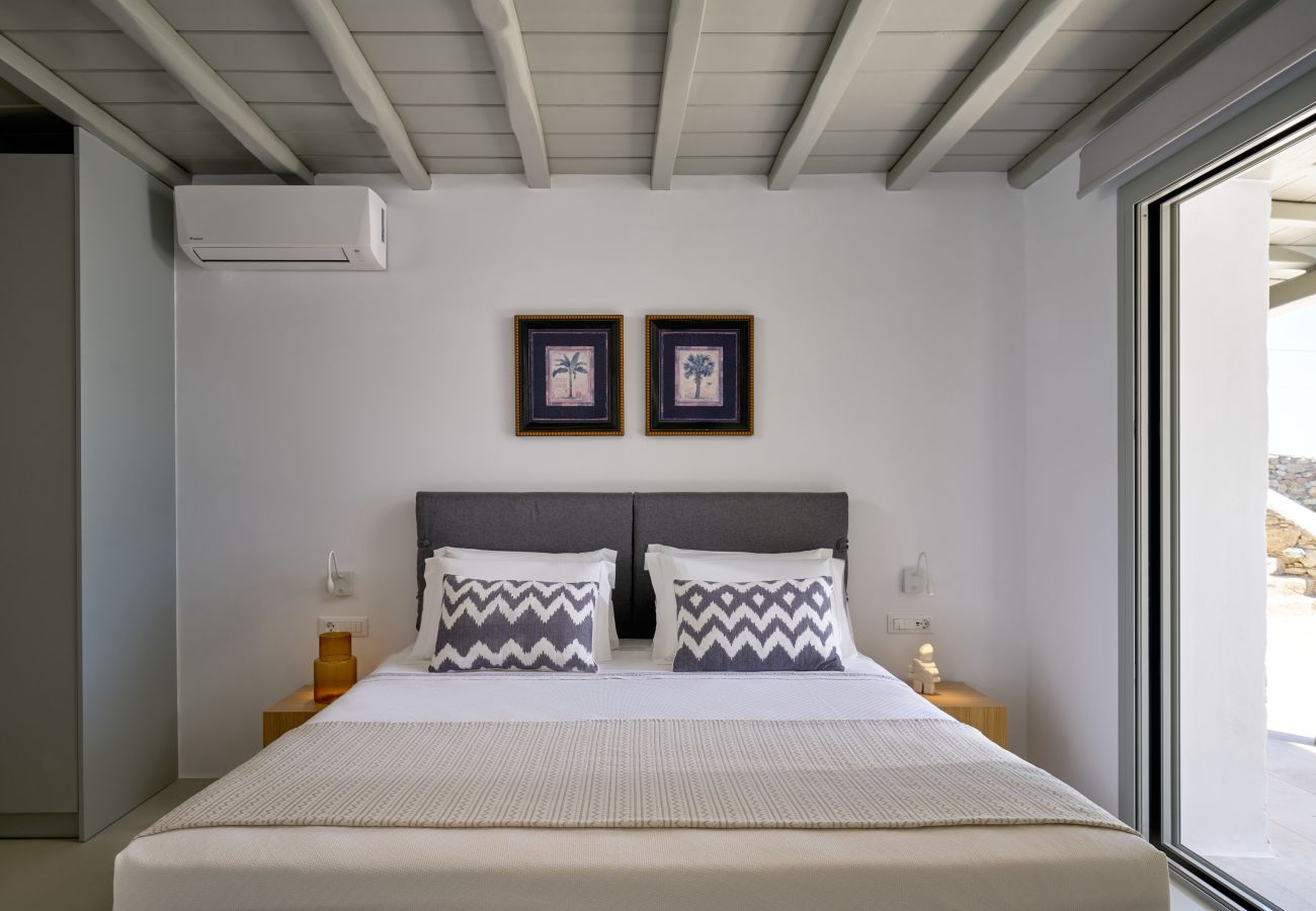 Villa in Mykonos - Luxspace Mykonian Retreat: Vista Bliss