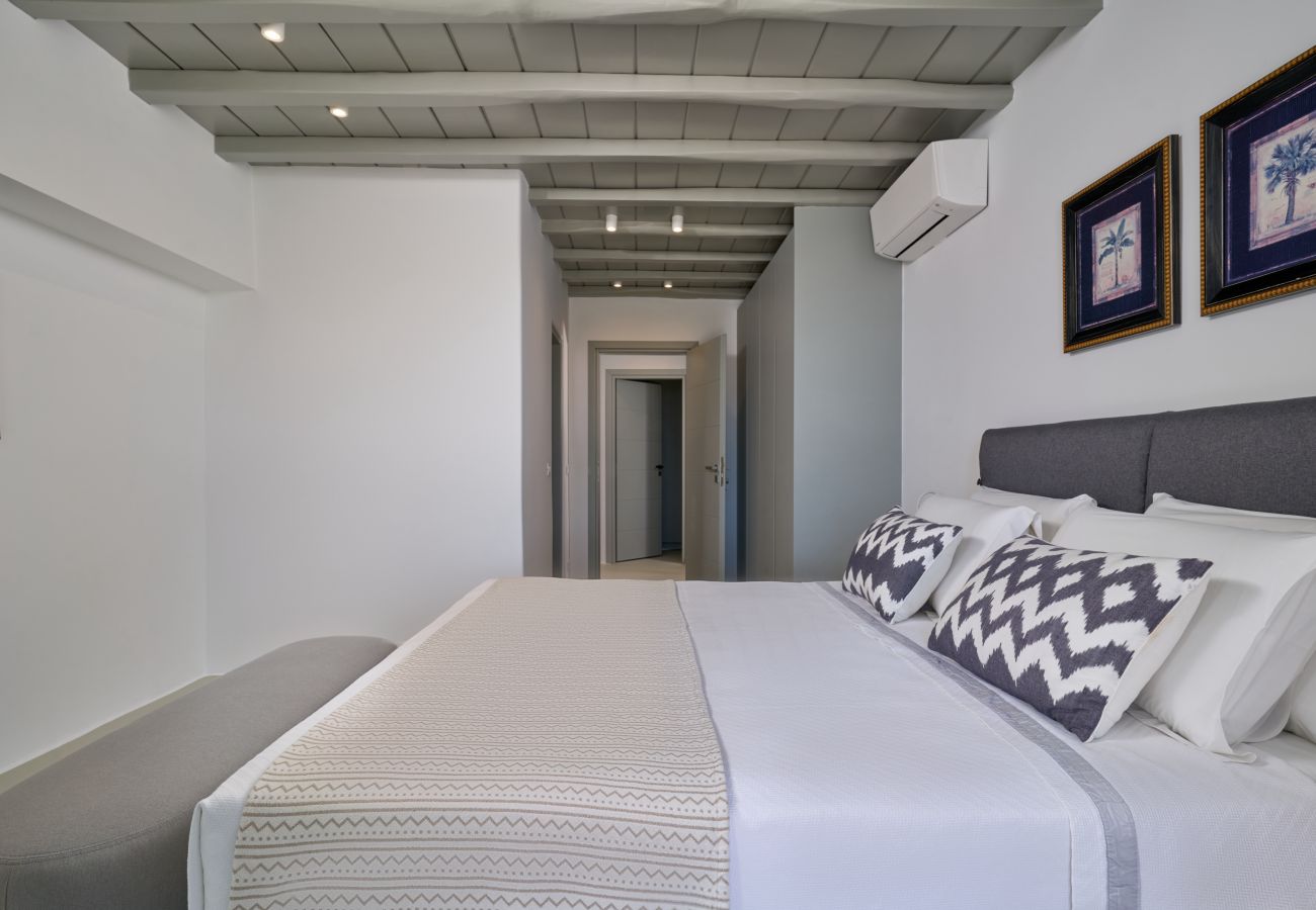 Villa in Mykonos - Luxspace Mykonian Retreat: Vista Bliss
