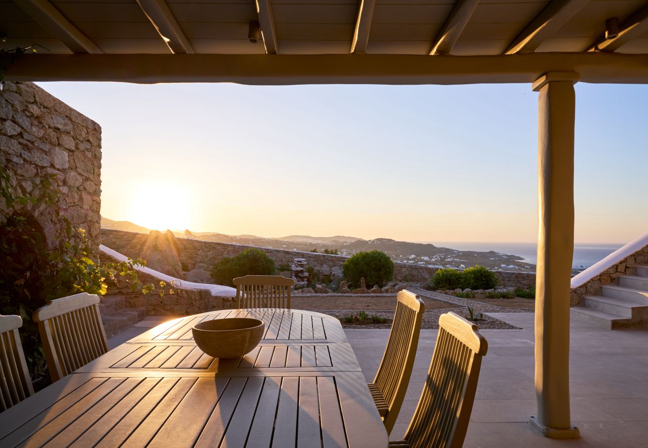 Villa in Mykonos - Luxspace Mykonian Retreat: Vista Bliss