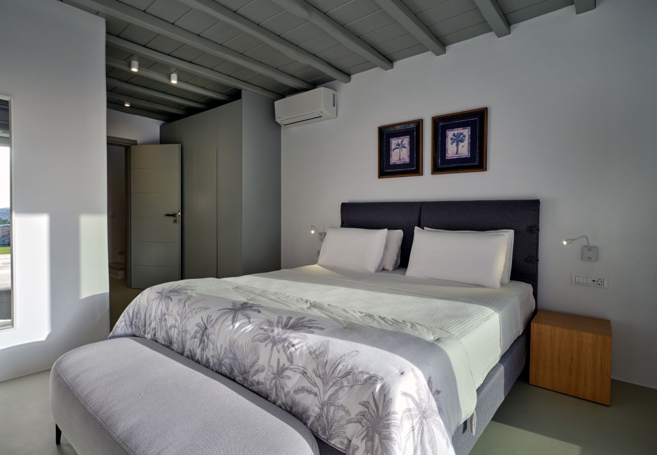 Villa in Mykonos - Luxspace Mykonian Retreat: Vista Bliss