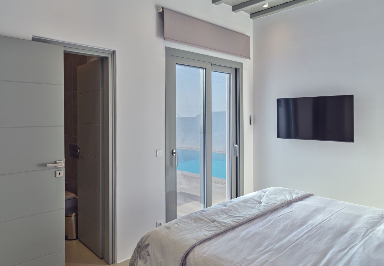 Villa in Mykonos - Luxspace Mykonian Retreat: Vista Bliss