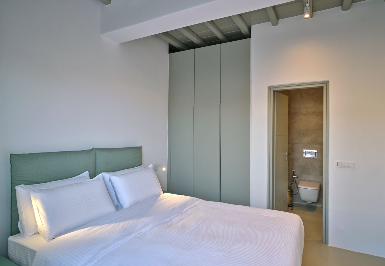 Villa in Mykonos - Luxspace Mykonian Retreat: Vista Bliss