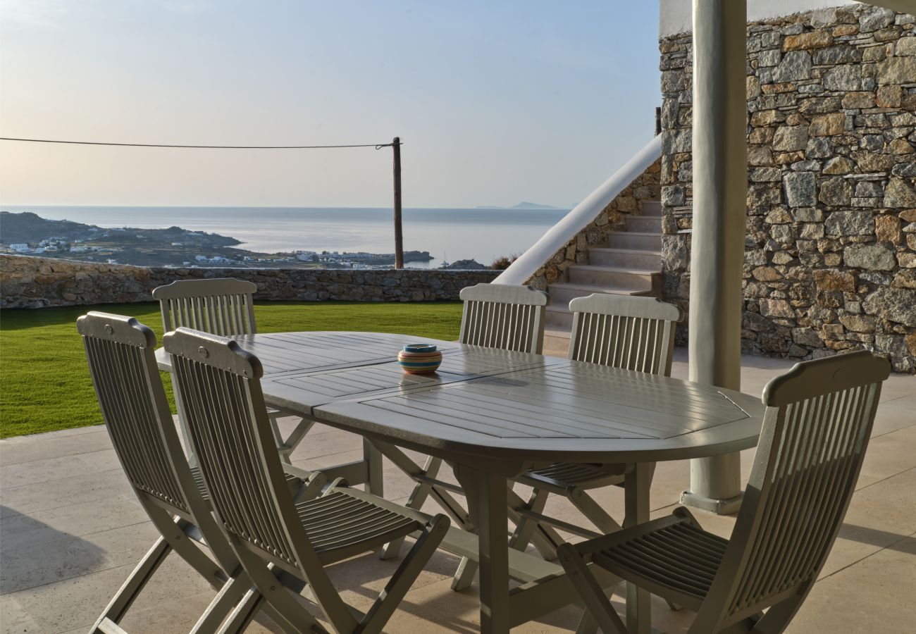 Villa in Mykonos - Luxspace Mykonian Retreat: Vista Bliss