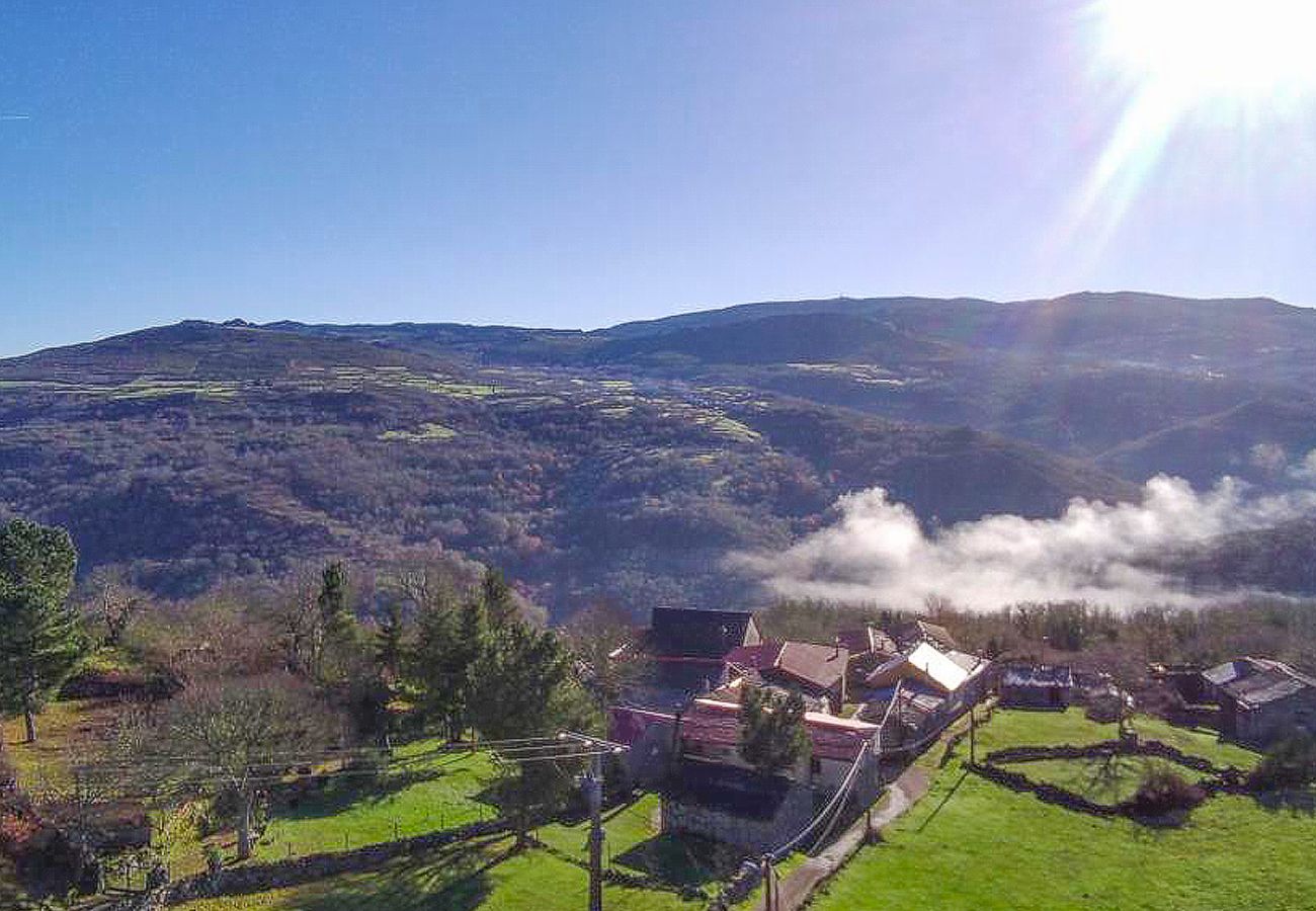Cottage in Ourense - A Casa Dos Cregos