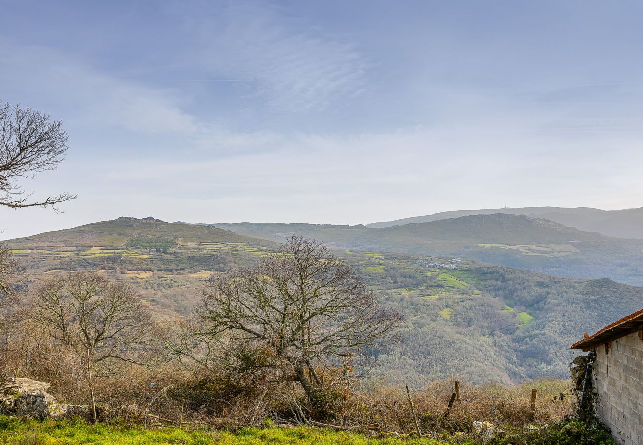 Cottage in Ourense - A Casa Dos Cregos