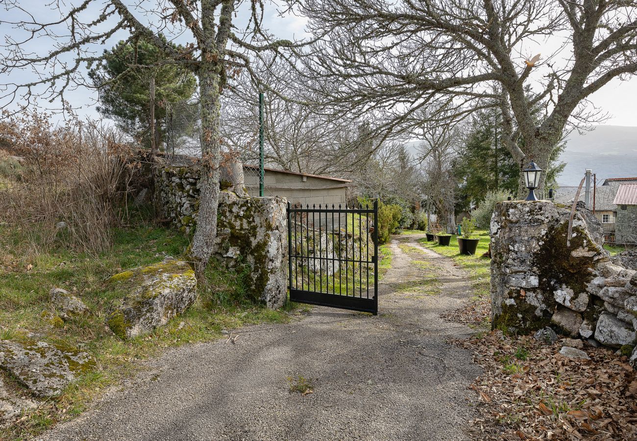 Cottage in Ourense - A Casa Dos Cregos