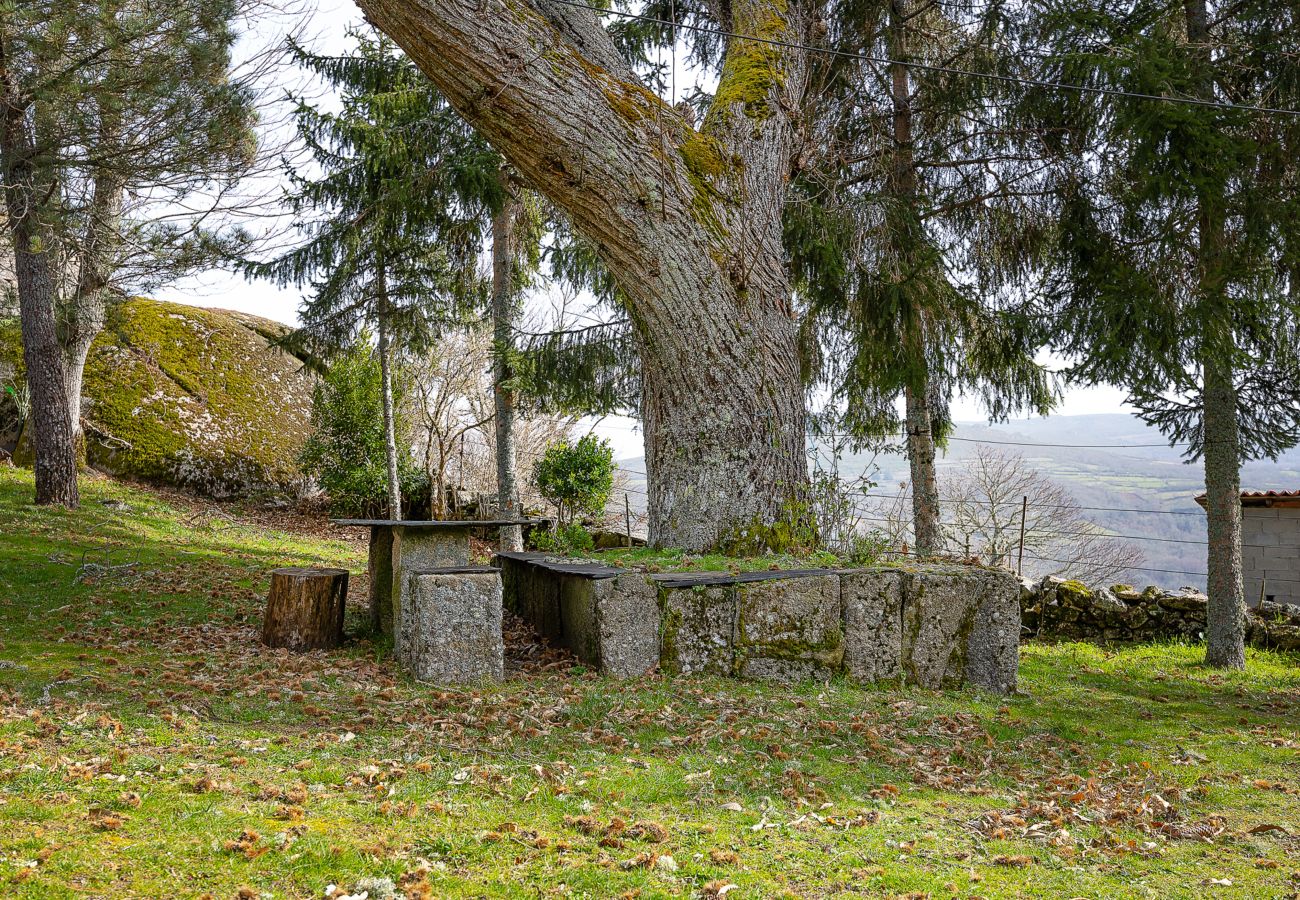 Cottage in Ourense - A Casa Dos Cregos