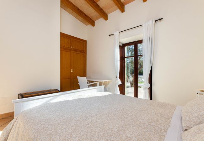 Villa in Sineu - YourHouse Son Tey, lovely villa with private pool and terrace, overlooking the nature Villa in Sineu - YourHouse Son Tey, lovely villa with private pool and terrace, overlooking the nature