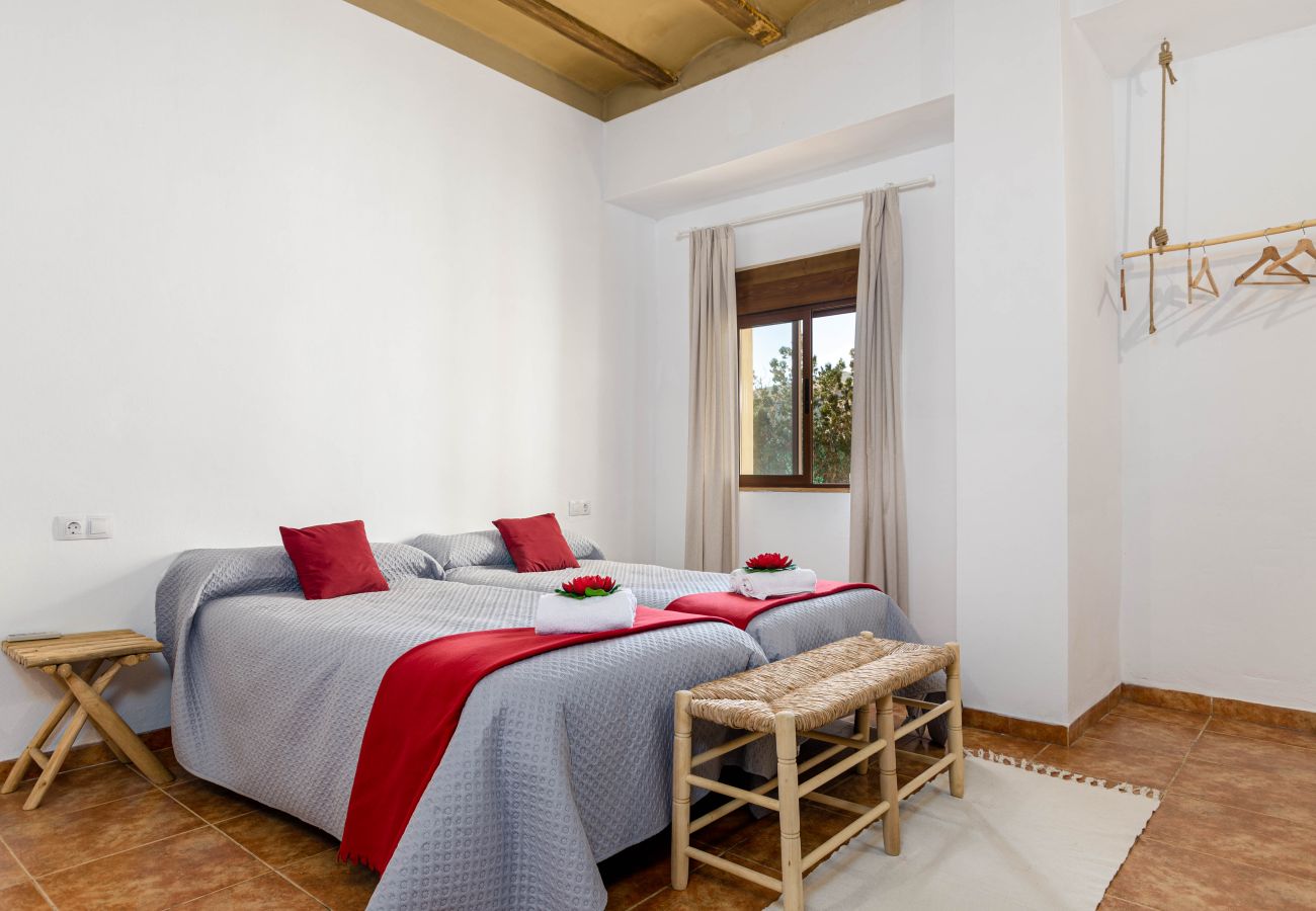Apartment in Inca - Agroturismo El Limonar 5, lovely apartment for 4 people