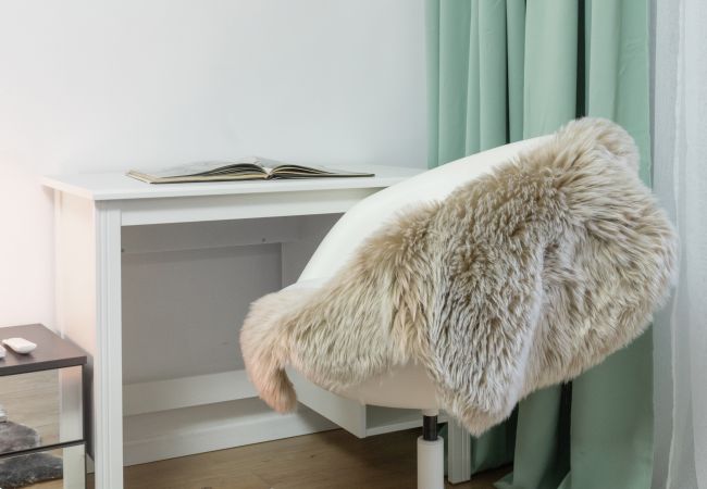 Studio in Bucharest - Rody Studio - Modern & Bright Studio in Central Bucharest Studio in Bucharest - Rody Studio - Modern & Bright Studio in Central Bucharest