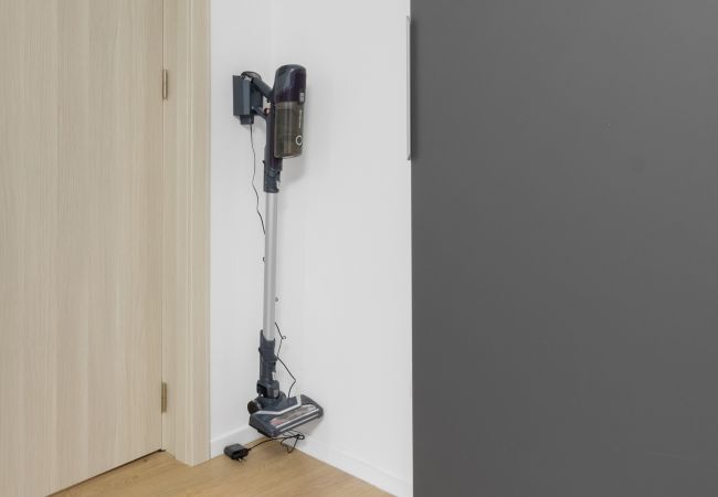 Studio in Bucharest - Rody Studio - Modern & Bright Studio in Central Bucharest Studio in Bucharest - Rody Studio - Modern & Bright Studio in Central Bucharest