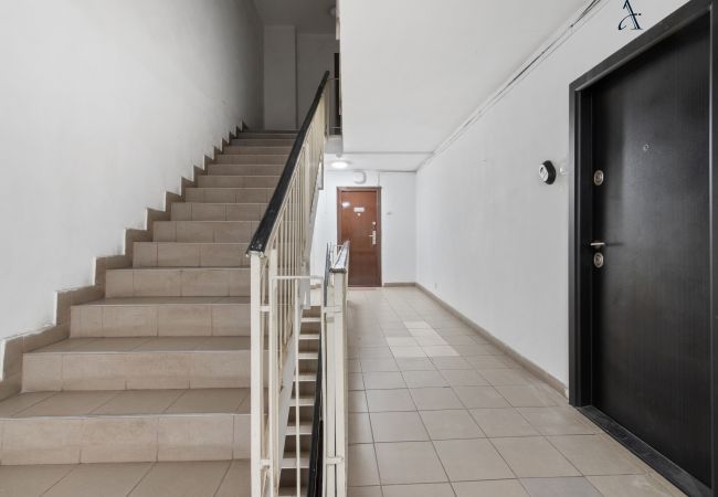 Studio in Bucharest - Rody Studio - Modern & Bright Studio in Central Bucharest Studio in Bucharest - Rody Studio - Modern & Bright Studio in Central Bucharest