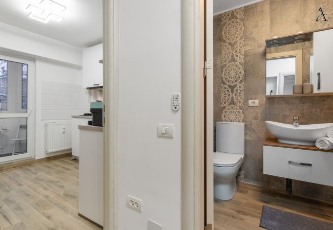 Studio in Bucharest - Rody Studio - Modern & Bright Studio in Central Bucharest Studio in Bucharest - Rody Studio - Modern & Bright Studio in Central Bucharest