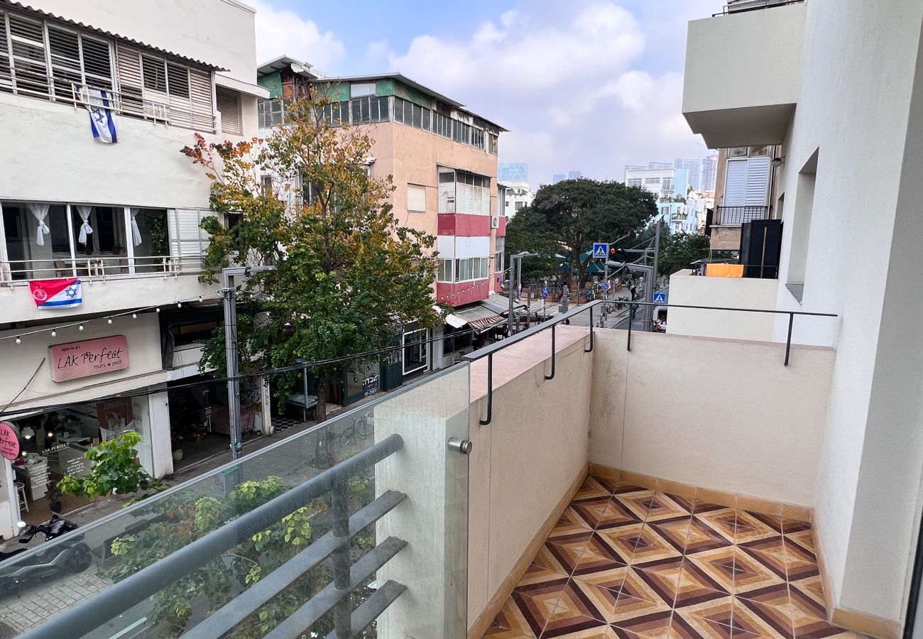 Apartment in Tel Aviv - Jaffa - Classic Bauhaus 1Br with Balcony on Sheinkin Street by FeelHome