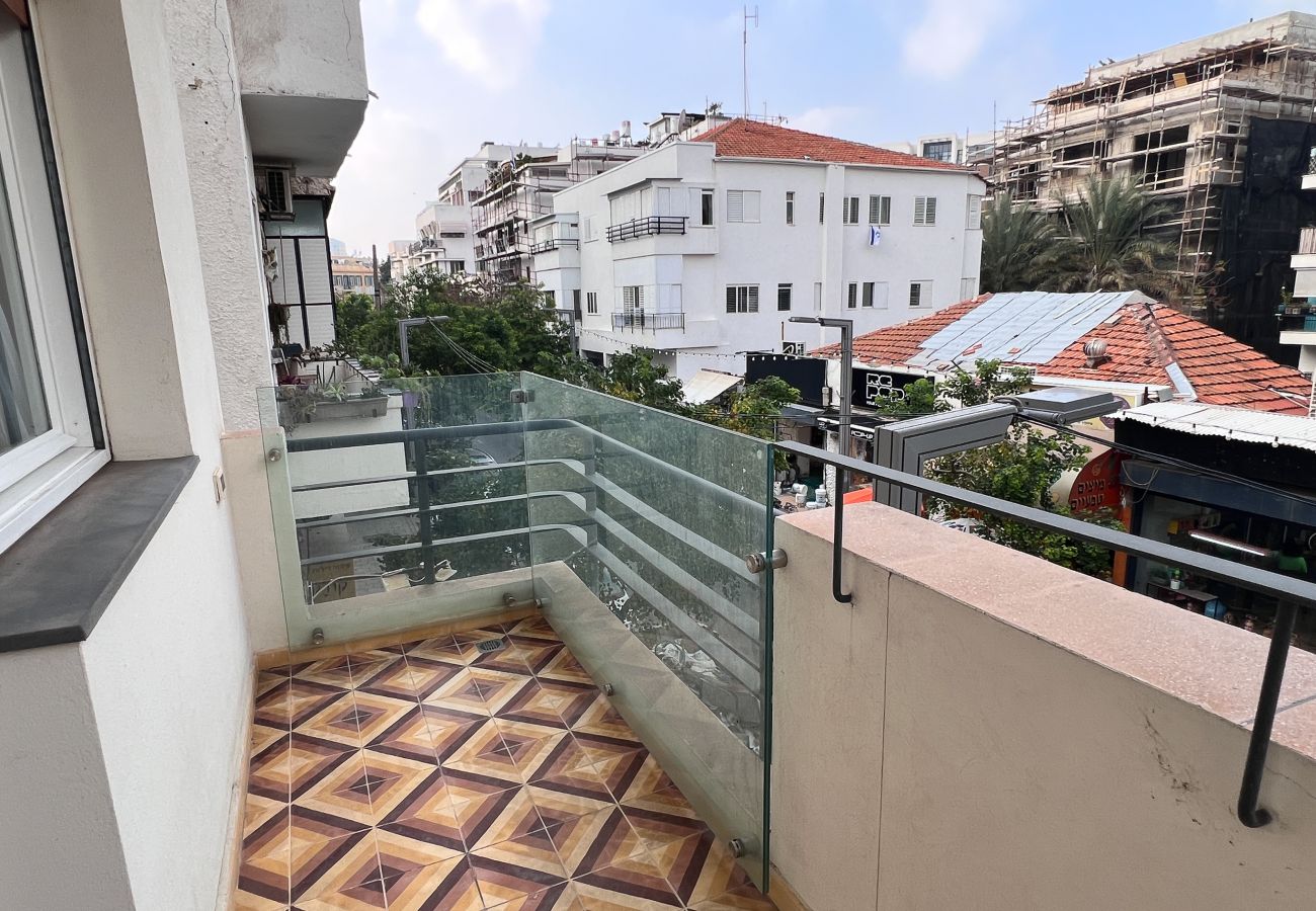 Apartment in Tel Aviv - Jaffa - Classic Bauhaus 1Br with Balcony on Sheinkin Street by FeelHome