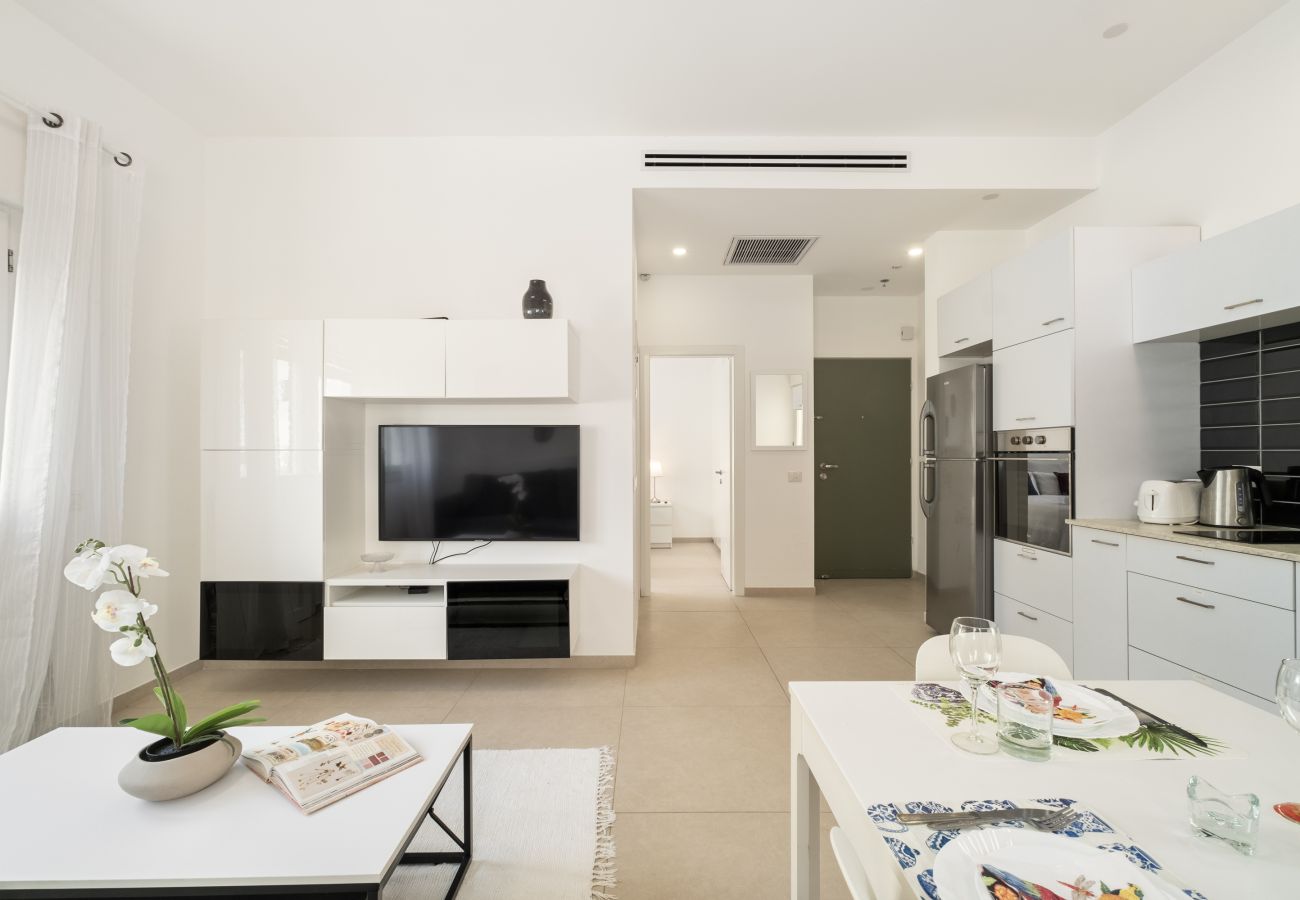 Apartment in Tel Aviv - Jaffa - MIKLAT Classic Bauhaus 1Br with Balcony on Sheinkin Street by FeelHome