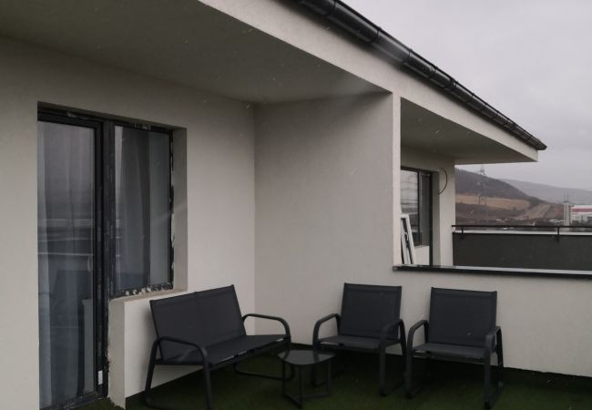Apartment in Floresti - INDIGO APARTMENTS URUSAGULUI GARAGE / LIFT / TERASA