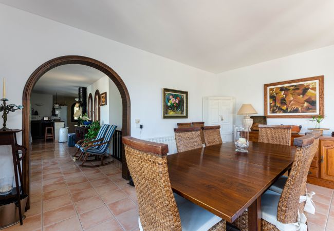 Villa in Arta - YourHouse Casa Luisa Villa in Arta - YourHouse Casa Luisa