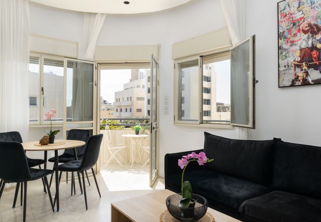 Apartment in Tel Aviv - Jaffa - Bauhaus 2BR with Sea View & Balcony by FeelHome