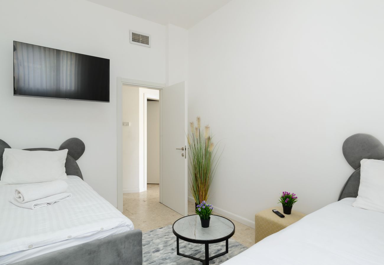 Apartment in Tel Aviv - Jaffa - Bauhaus 2BR with Sea View & Balcony by FeelHome
