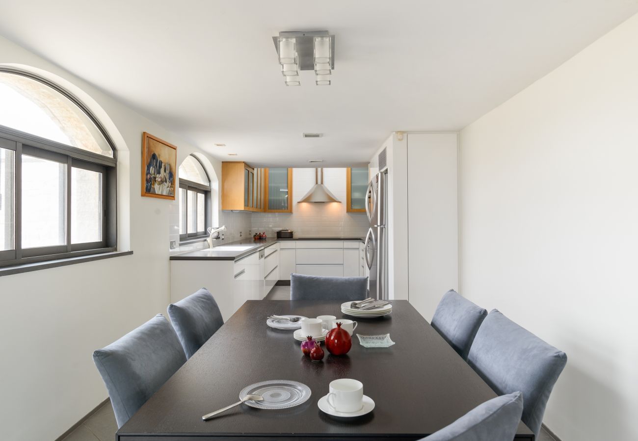 Apartment in Jerusalem - Old City Luxury Duplex with Rooftop by FeelHome