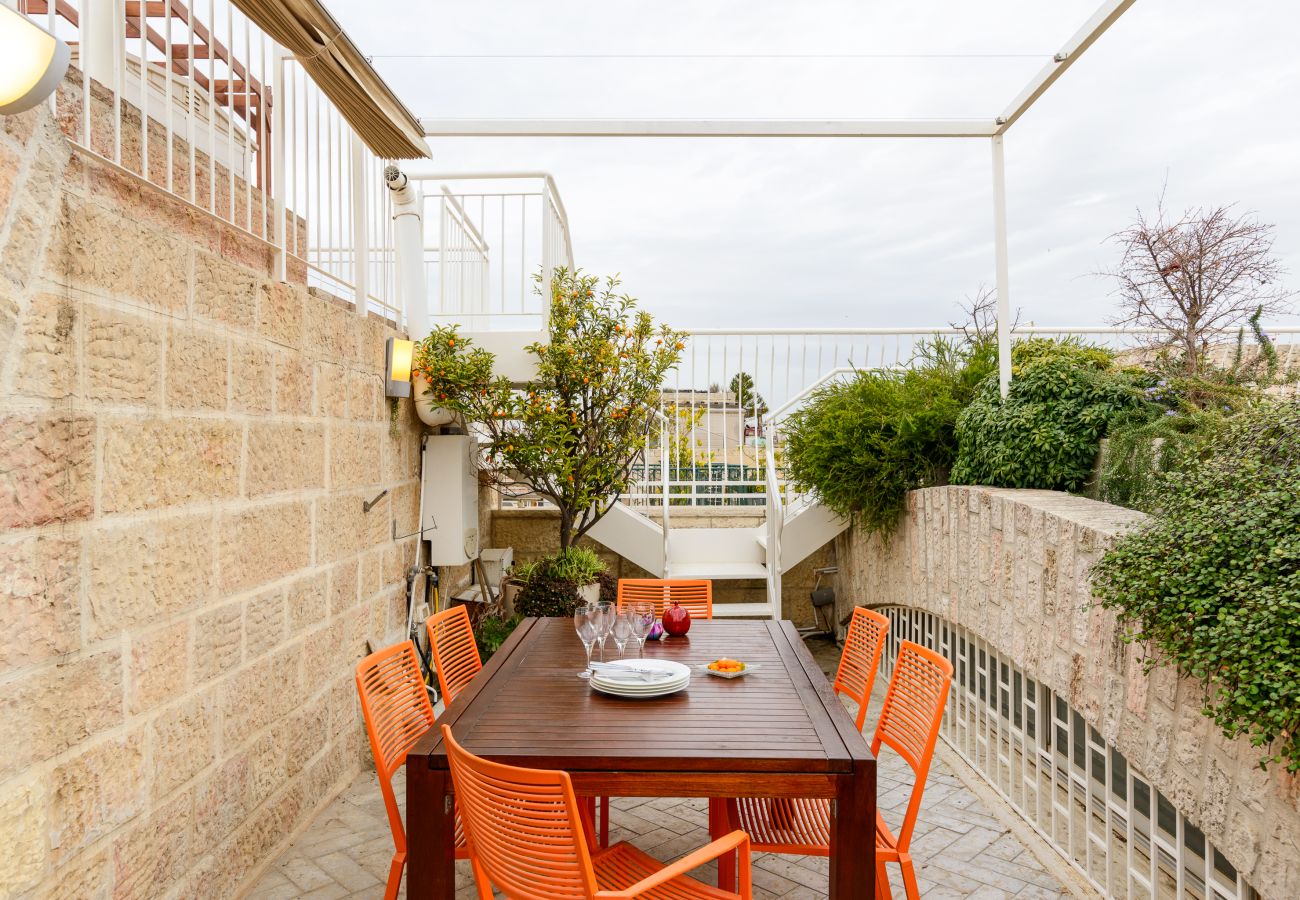 Apartment in Jerusalem - Old City Luxury Duplex with Rooftop by FeelHome
