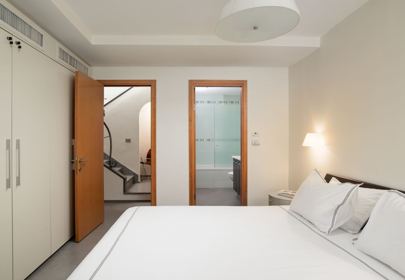Apartment in Jerusalem - Old City Luxury Duplex with Rooftop by FeelHome