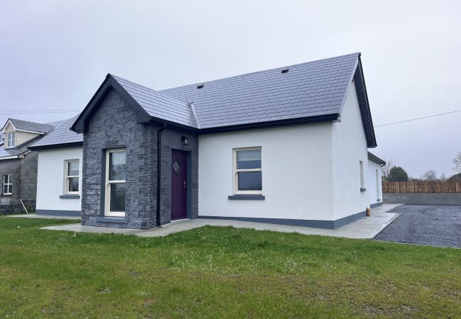 House in Athenry - Modern Athenry Home House in Athenry - Modern Athenry Home