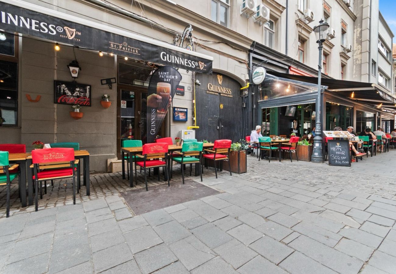 Apartment in Bucharest - Old Town Fun & SPA