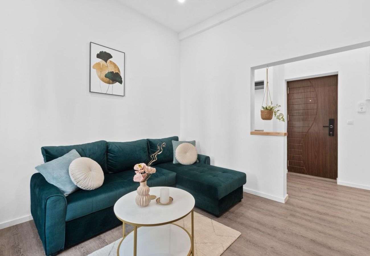 Apartment in Bucharest - Old Town Fun & SPA