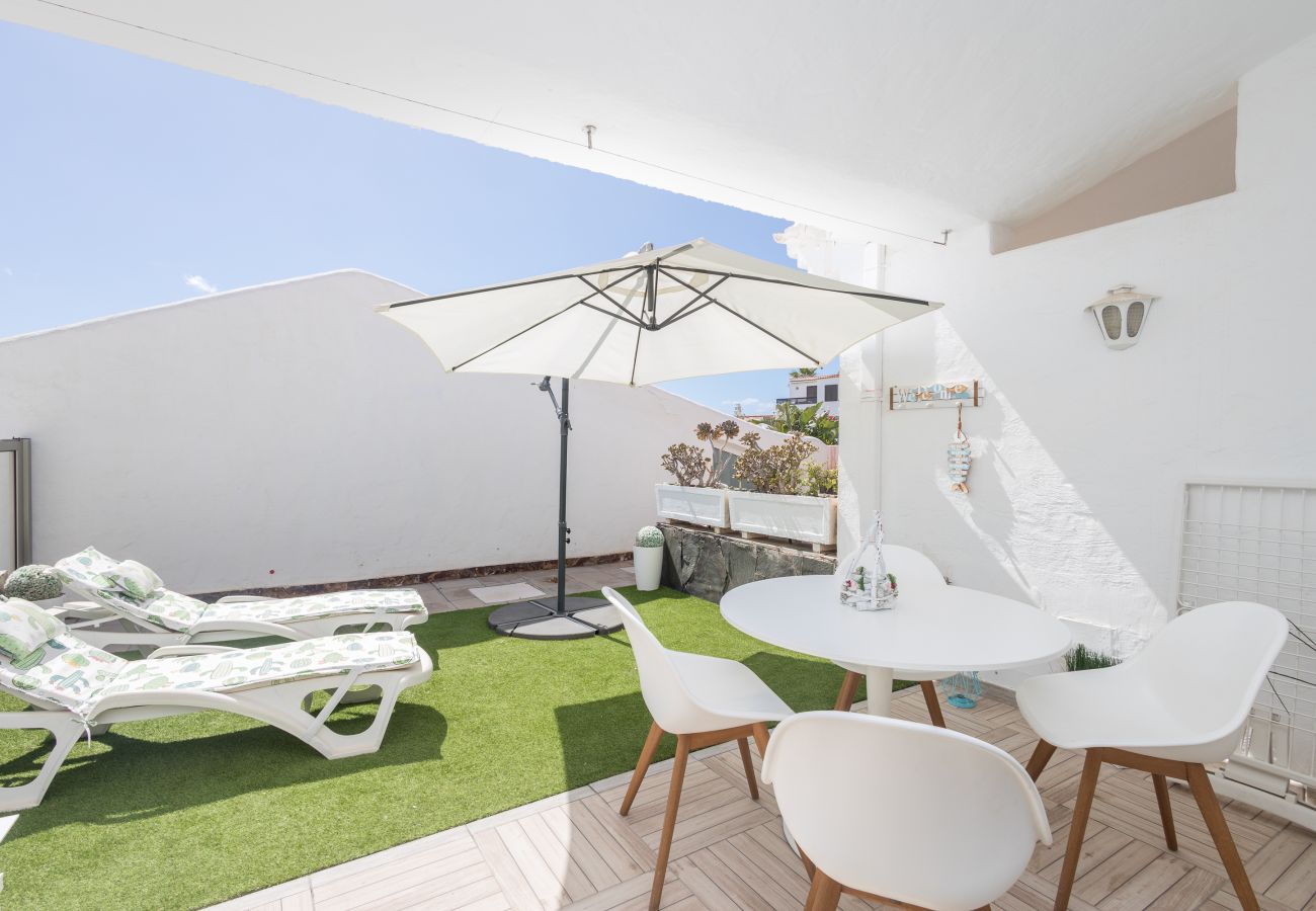 Bungalow in San Bartolomé de Tirajana - Playa del Aguila  Bungalow with Terrace Solarium