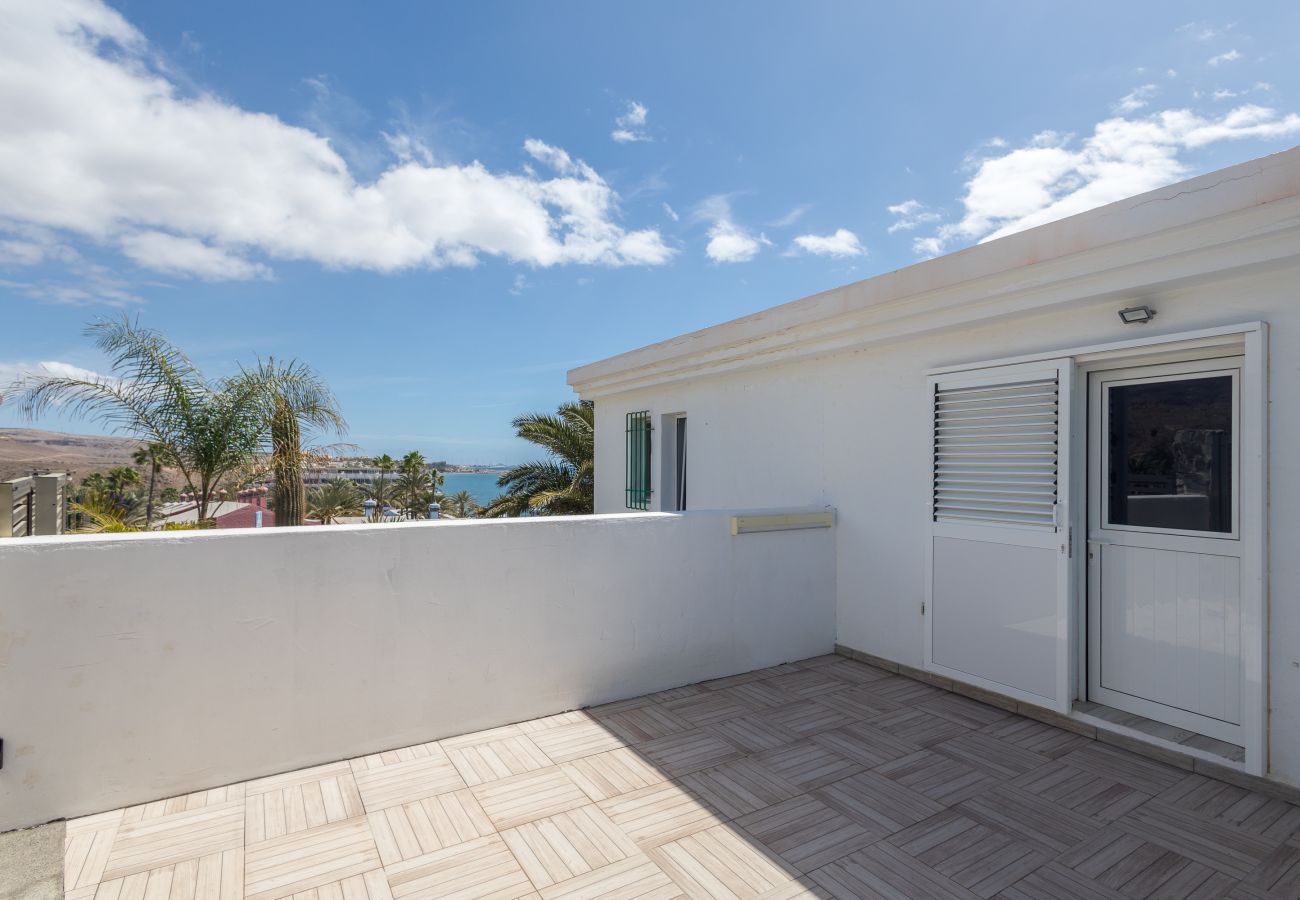 Bungalow in San Bartolomé de Tirajana - Playa del Aguila  Bungalow with Terrace Solarium