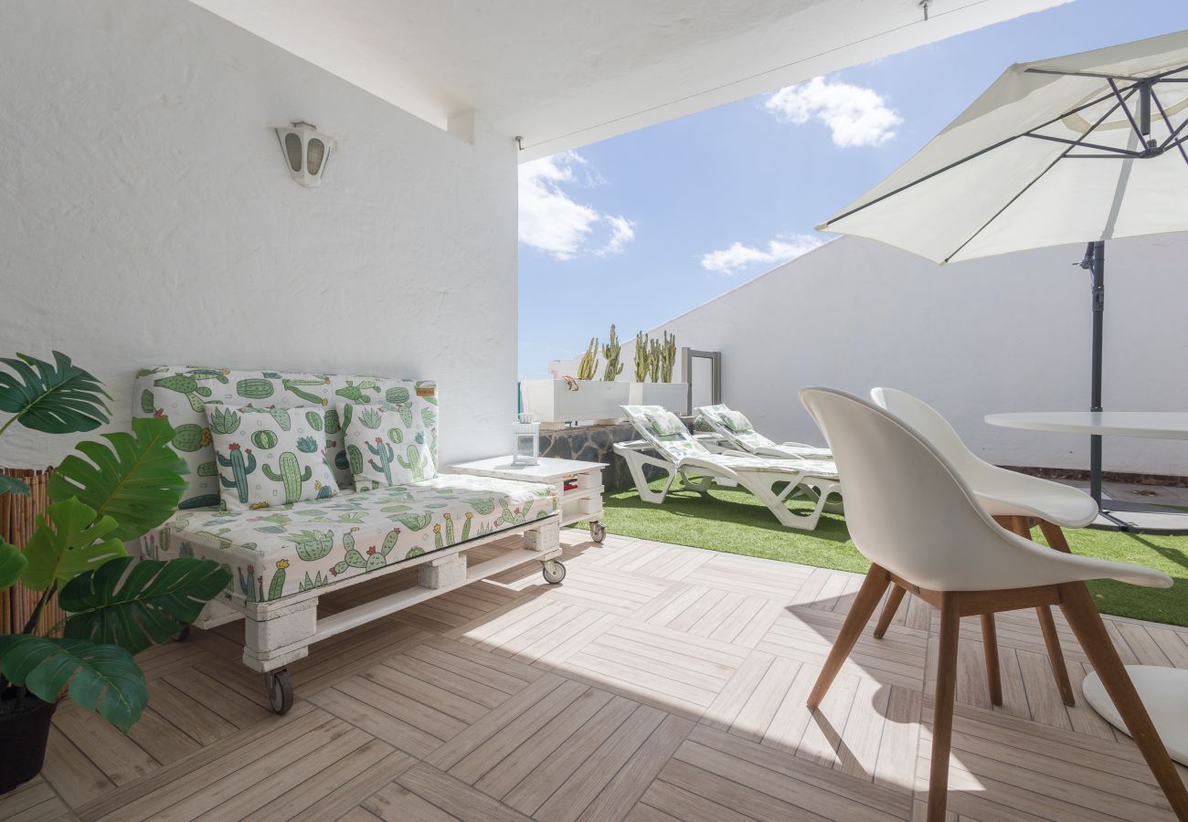Bungalow in San Bartolomé de Tirajana - Playa del Aguila  Bungalow with Terrace Solarium